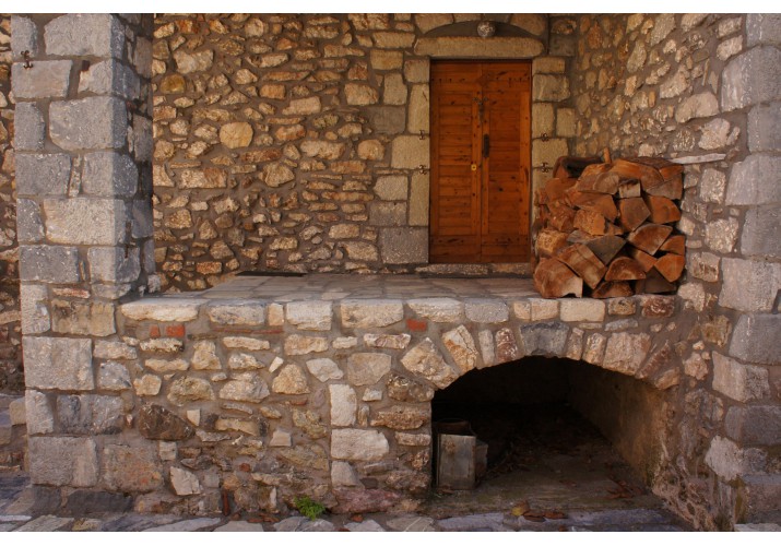 Θύρα εισόδου (δυτική όψη)