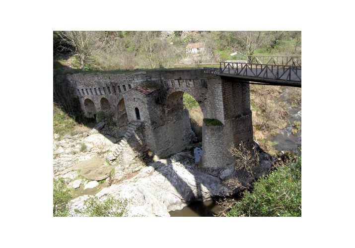 Το γεφύρι στον Αλφειό ποταμό