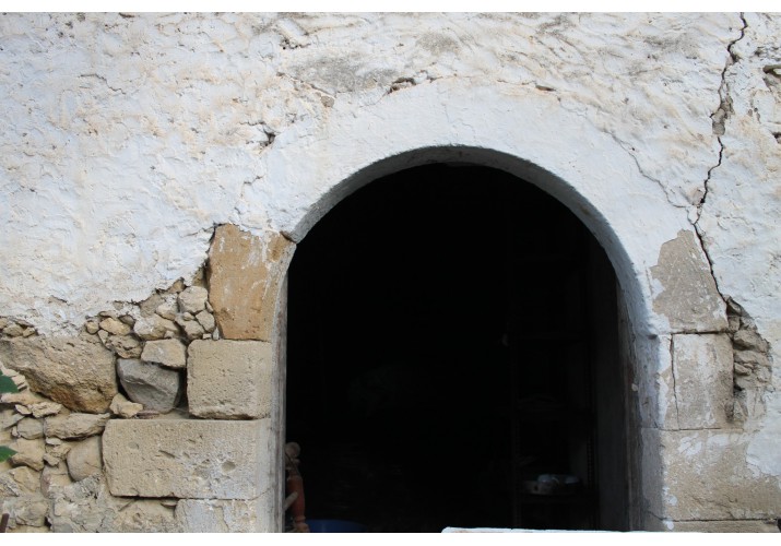 Επίχρισμα σοβά σε πέτρινο κτίριο της Ενετικής περιόδου