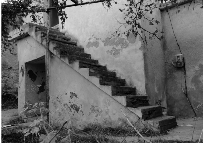 Πέτρινη Σκάλα,ανακατασκευασμένη από σκυρόδεμα
