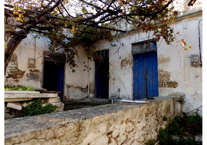 Άποψη της αυλής