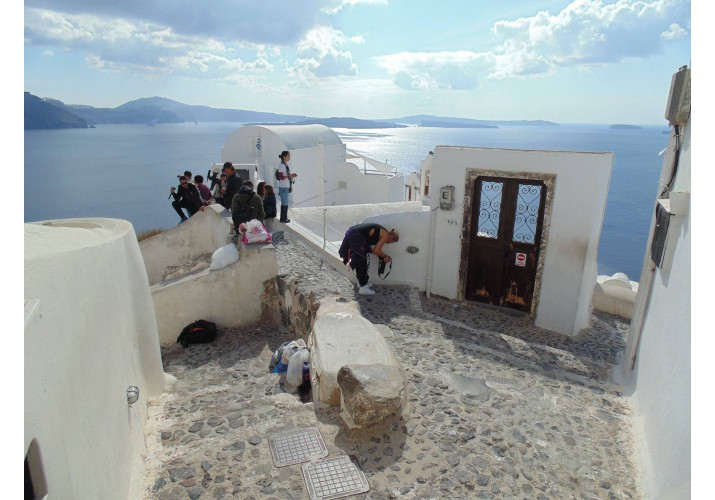 Διαπλάτυνση δρόμου στην καλντέρα 