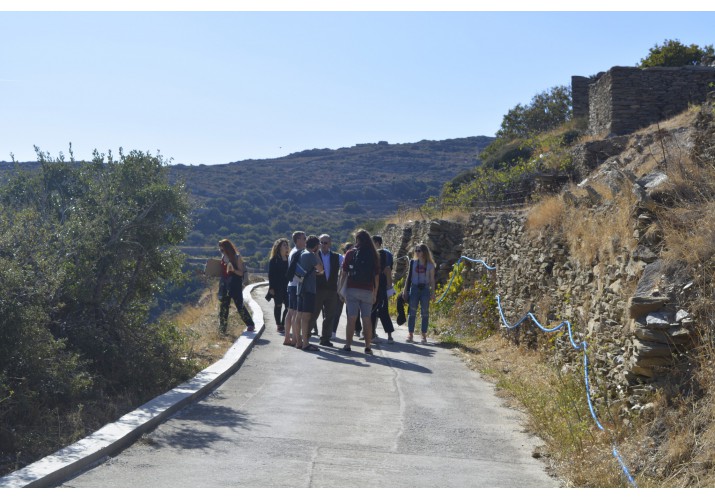 ΑΥΤΟΚΙΝΗΤΟΔΡΟΜΟΣ ΜΙΚΡΗΣ ΚΛΙΜΑΚΑΣ ΜΕ ΔΙΑΣΤΡΩΣΗ ΜΠΕΤΟΥ