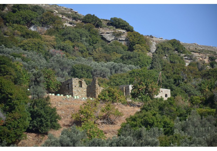 Άποψη από τον οικισμό προς τα δυτικά