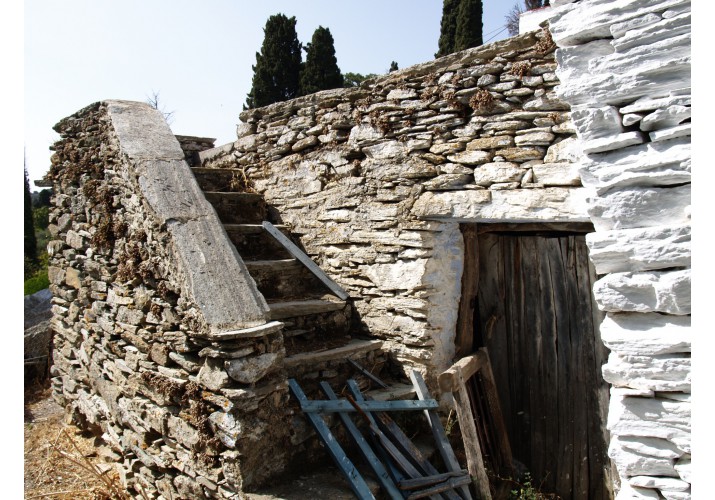 Εξωτερική σκάλα 