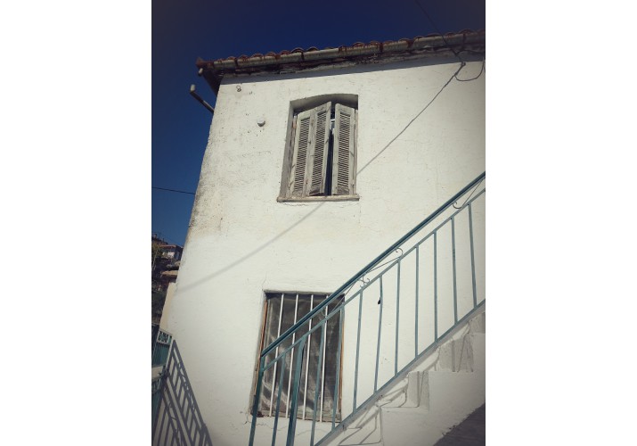 Κτίριο κακής κατάστασης