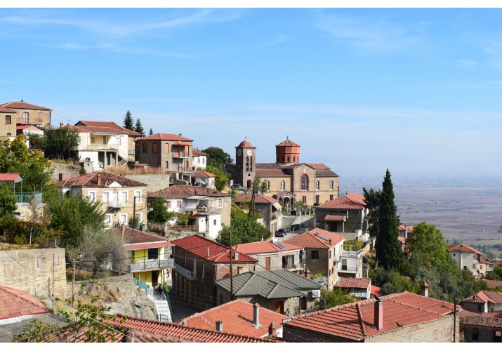 Άποψη της περιοχής μελέτης μας από ψηλά για παρατήρηση των στεγών
