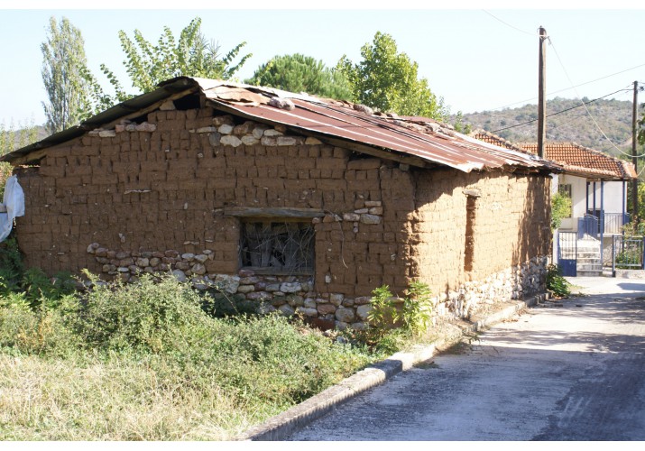 ΜΟΝΟΡΟΦΟ ΚΤΙΣΜΑ