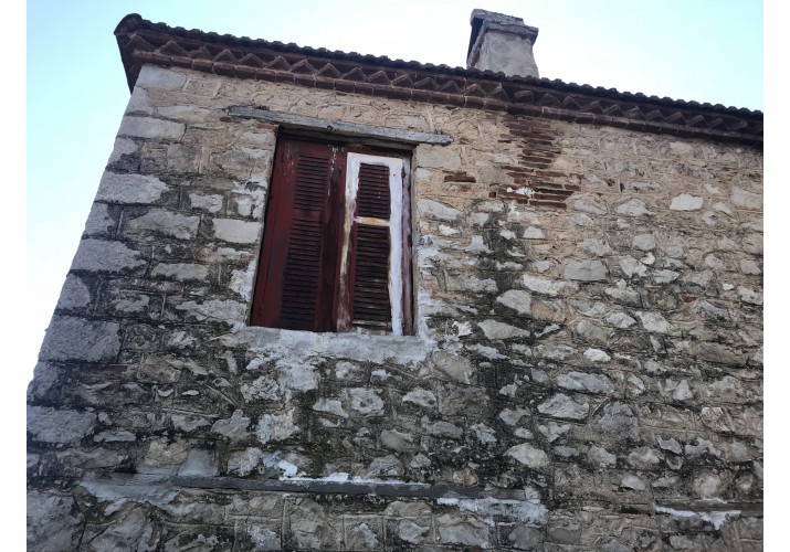 Υγρασία καθ ύψος λιθοδομής