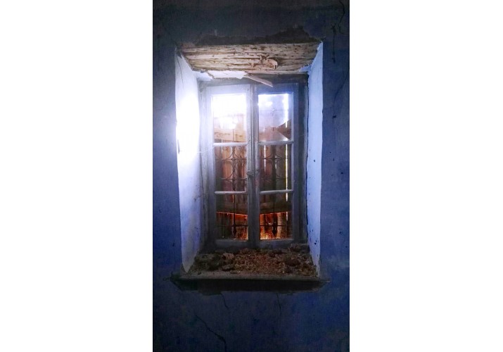 Φωτογραφία Εσωτερικού_παλαιό κούφωμα