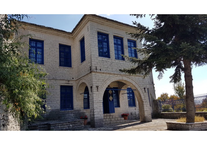 Ριζάρειο Εκθεσιακό Κέντρο