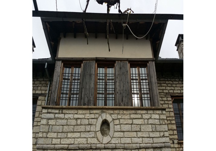 Ξυλοκατασκευή κρεβάτας