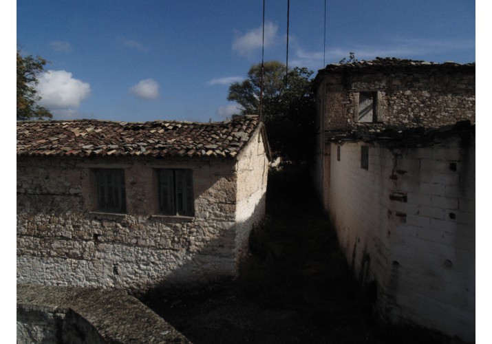 Παραδοσιακές κατοικίες του χωριού/
