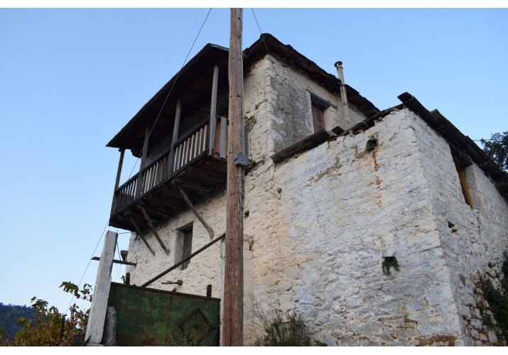 Κτίριο σε μέτρια κατάσταση
