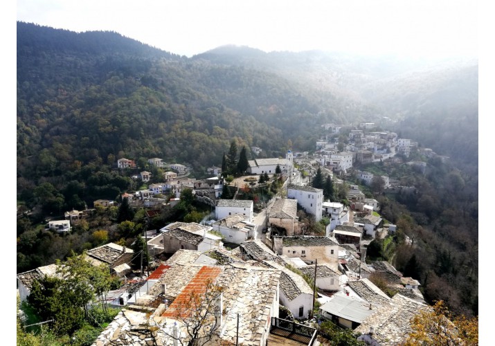 Γενική άποψη οικισμού από τον Πύργο Καψαμπέλη