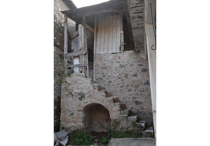 Σκάλα με Καμάρα