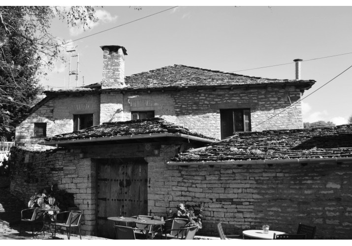 Εξωτερική άποψη κτιρίου