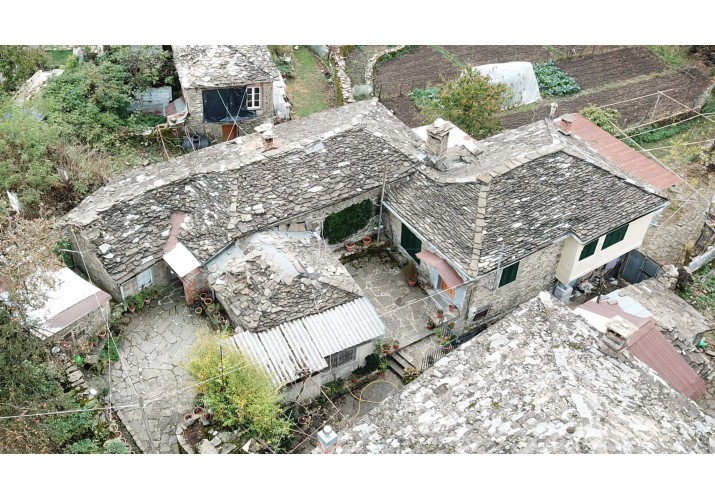 Γενική άποψη κατοικίας με το σύνολο των επεμβάσεων σε αυτήν