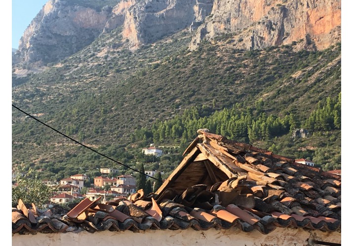 Κατάρρευση τμήματος στέγης