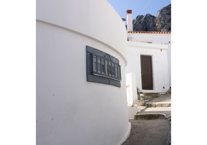 Προσθήκη κιγκλιδωμάτων και σιτών σε ανοίγματα