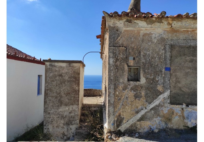 Ανατολική πλευρά