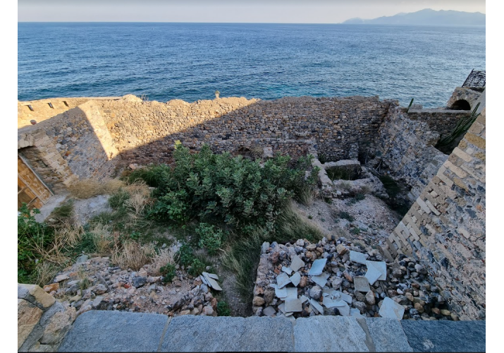 Κατεδαφισμένο κτήριο