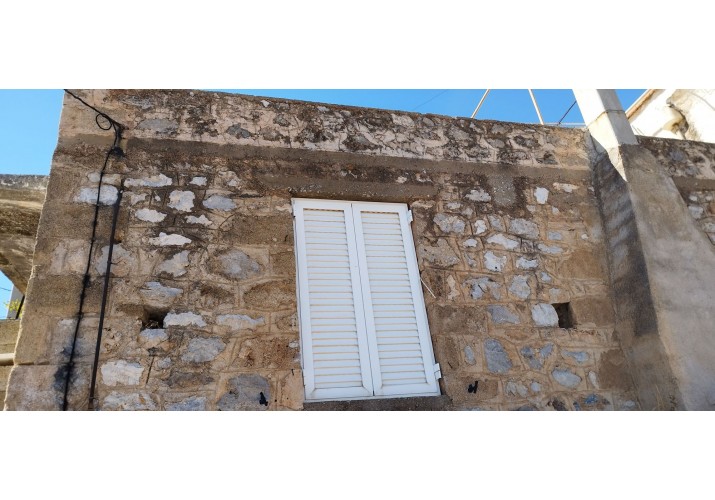 Αλλοίωση λόγω αλουμινένιου κουφώματος