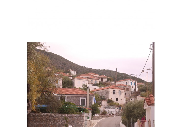 Μακρινή Φωτογραφία Στο Ορεινό Τμήμα Ιέρακα Που Δείχνει Το Σύνολο Των Καμινάδων Στις Στέγες Των Σπιτιών