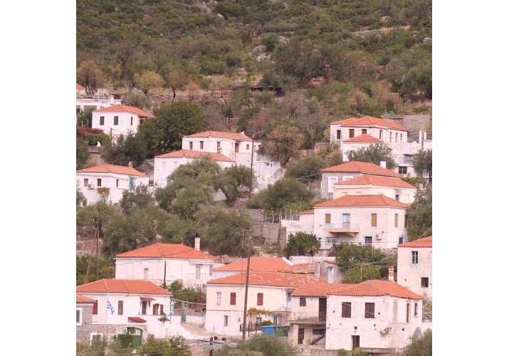 Μακρινή Φωτογραφία Στο Ορεινό Τμήμα Ιέρακα Που Δείχνει Το Σύνολο Των Καμινάδων Στις Στέγες Των Σπιτιών