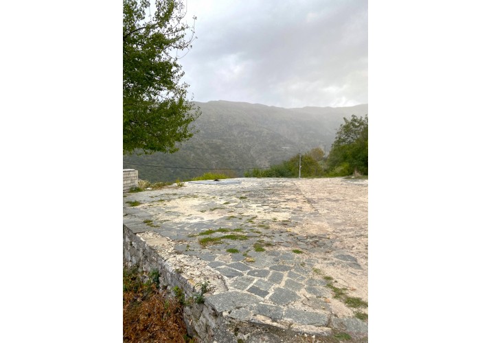 Πλάτωμα στην περιοχή μας