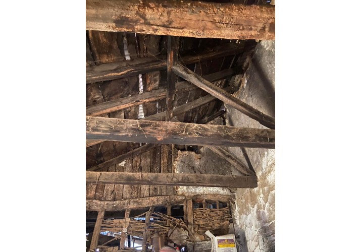 Εσωτερική φωτογραφία στέγης​