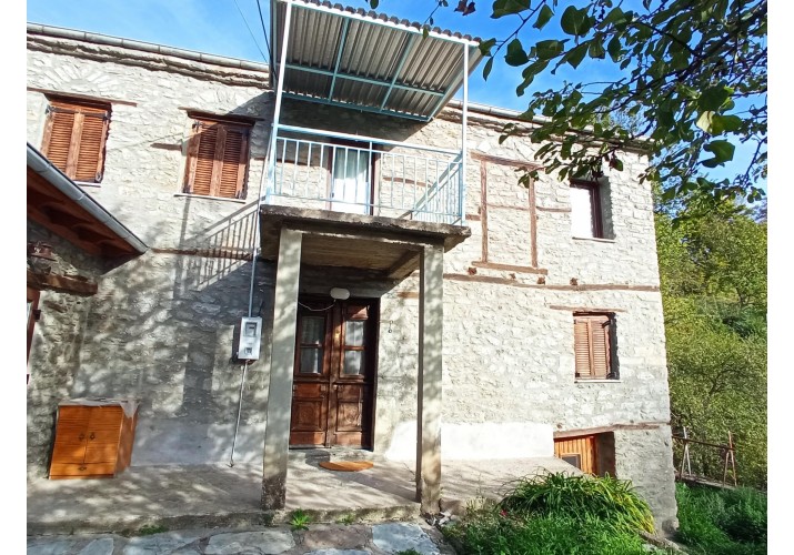 Φωτογραφία Ανατολικής όψης της κατοικίας 2  ​