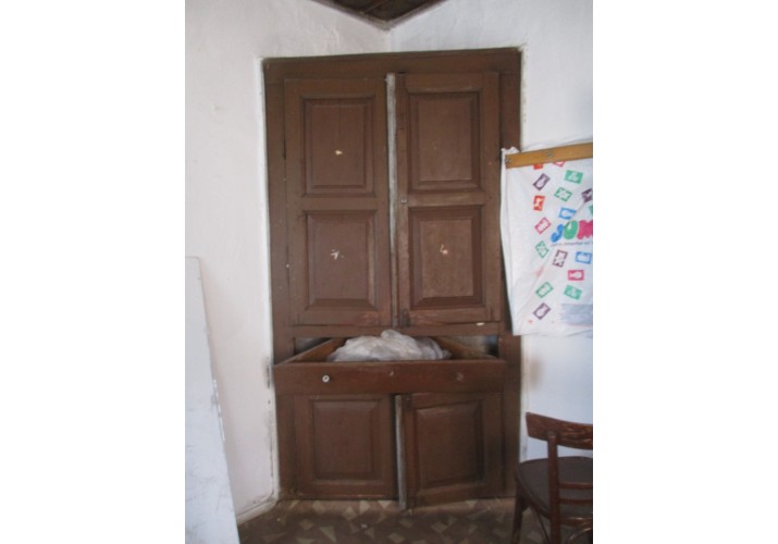 4. Τριγωνική Ντουλάπα Ισογείου, κτίριο 78.