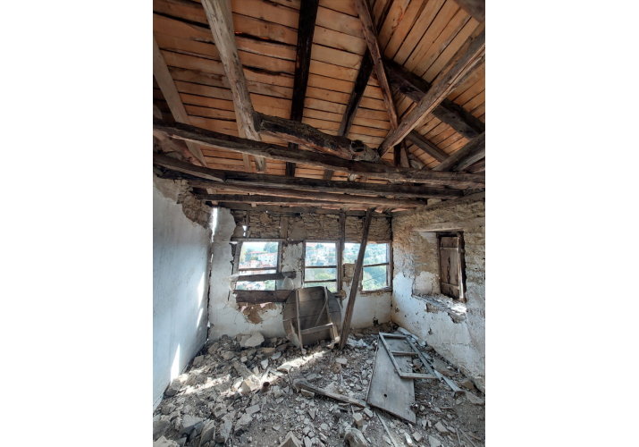 Κατοικία 16.