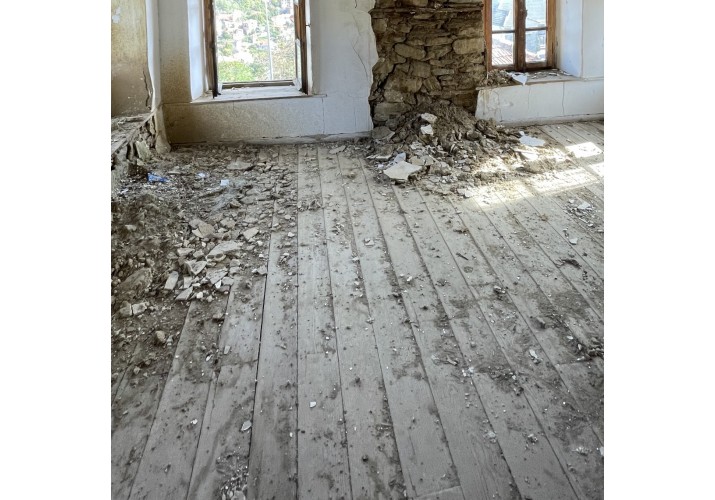 Ξύλινο πάτωμα με κατακόρυφες σανίδες ( β ορόφου - κτίριο 71 ) 