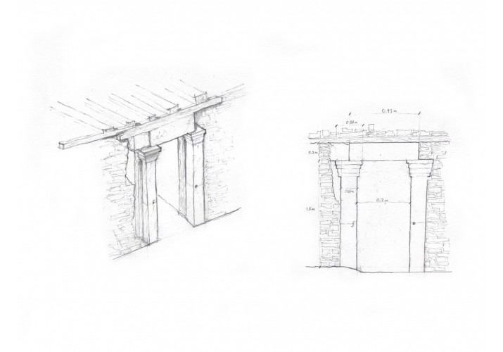 Λεπτομέρεια πόρτας με λίθινες παραστάδες
