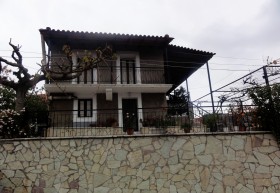 σημερινή κατάσταση οικίας κατασκευασμένης στα τέλη της τουρκοκρατίας