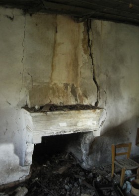 φθορά σε τζάκι
