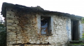 Κατοικία 13 - αποκόλληση ξυλοδεσιάς
