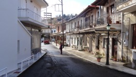 Σχέση επαρχιακής οδού και κτιρίων