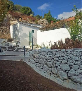 ΚΑΤΕΥΘΥΝΣΗ ΠΡΟΣ ΤΗΝ ΚΥΡΙΑ ΕΙΣΟΣΟ ΣΤΟΝ ΟΡΟΦΟ ΜΕΣΩ ΚΛΙΣΗΣ ΕΔΑΦΟΥΣ