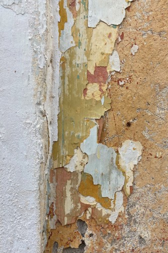 Βασική χρωματική παλέτα σοβατίσματος (μαυροκόκκινο, ώχρα)