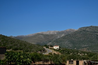 9. Ο δρόμος προς τους Μολάους