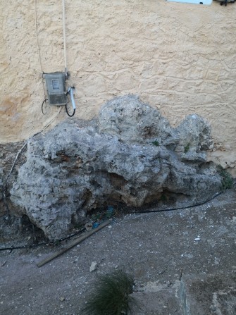 Παράδειγμα 1: θεμελίωση με βράχο
