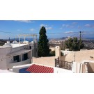 Κτίριο 207 (σε πρώτο πλάνο): έντονη αλλοίωση & Κτίριο 202 (στο βάθος αριστερά): ήπια αλλοίωση