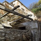Εγκαταλελειμμένο κτίριο